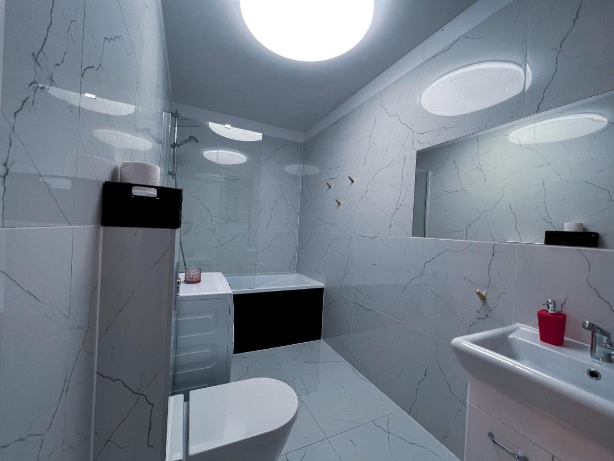 Mojemiedzyzdroje Lu 7A - Luksusowy Apartament 100 Metrow Od Morza Εξωτερικό φωτογραφία